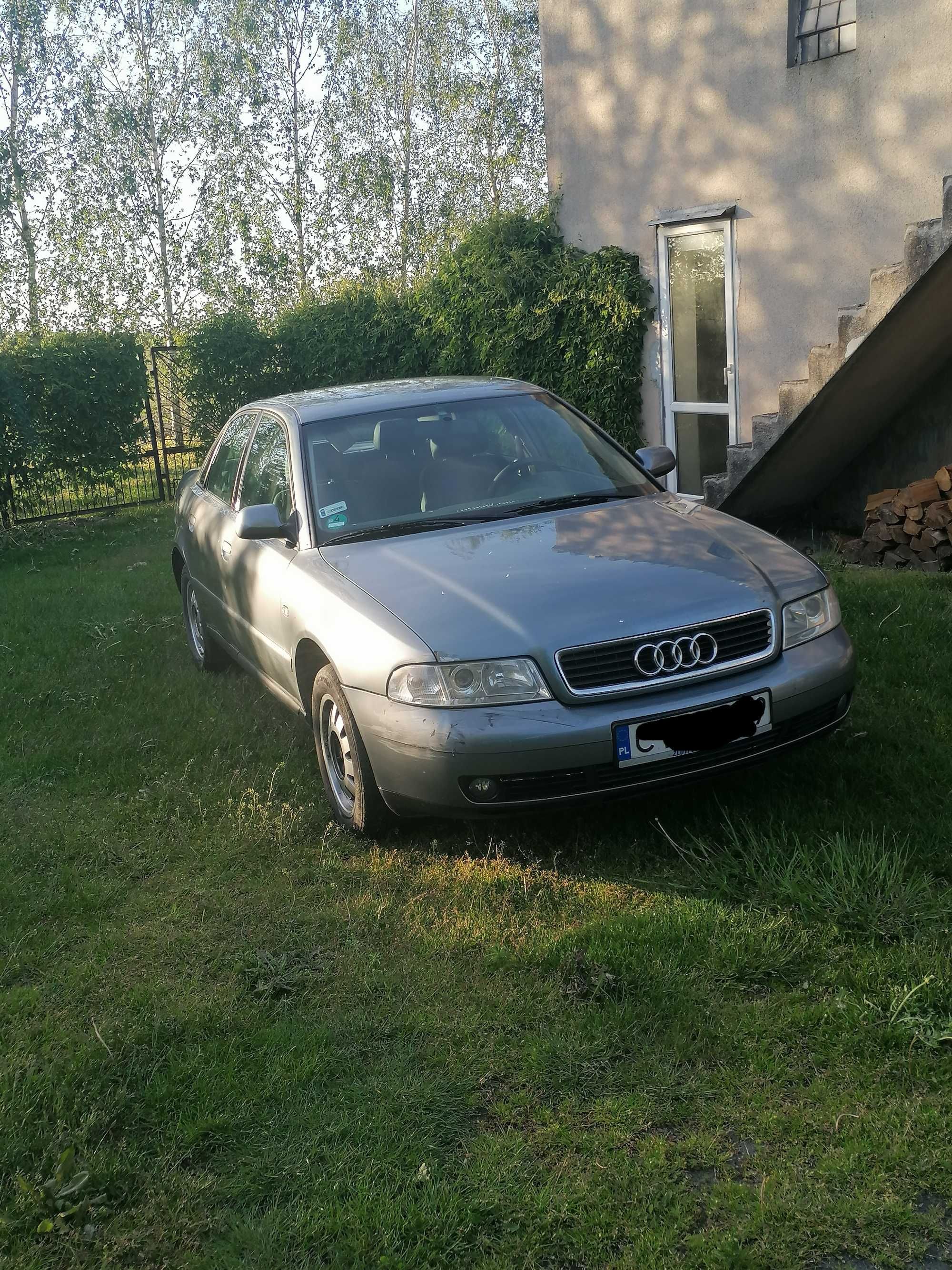 Audi a4 b5 1.8 benzyna gaz 2000r