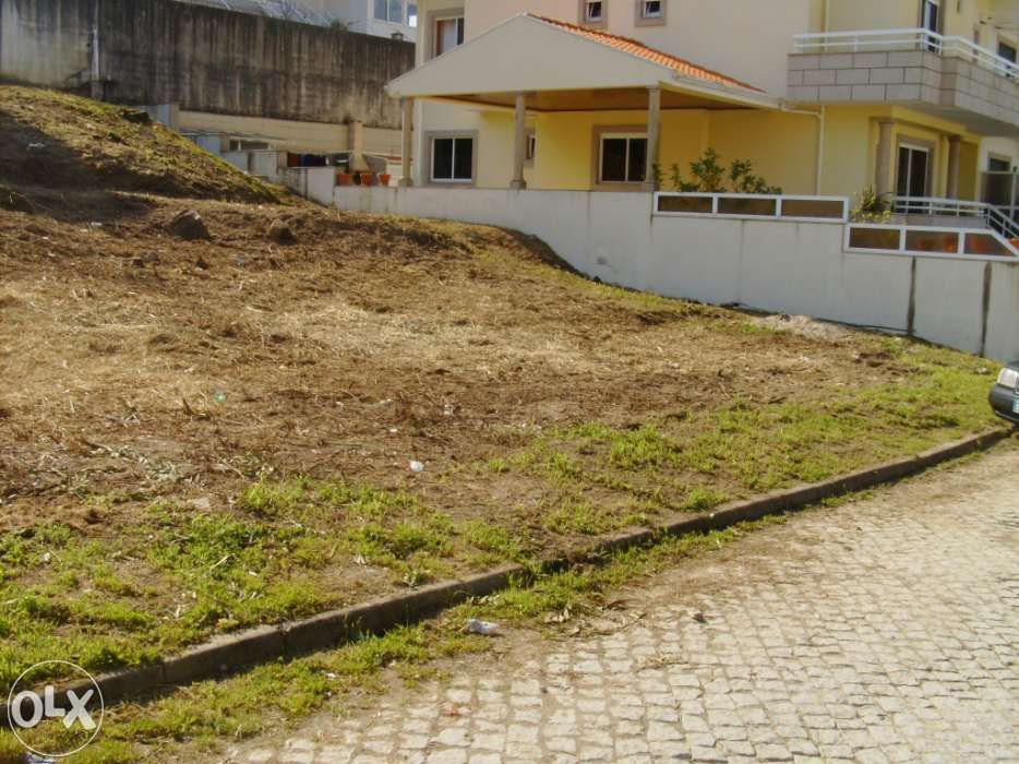 Terreno em Gondomar/Valbom/Quinta do Allen/Estrada de Vila Verde