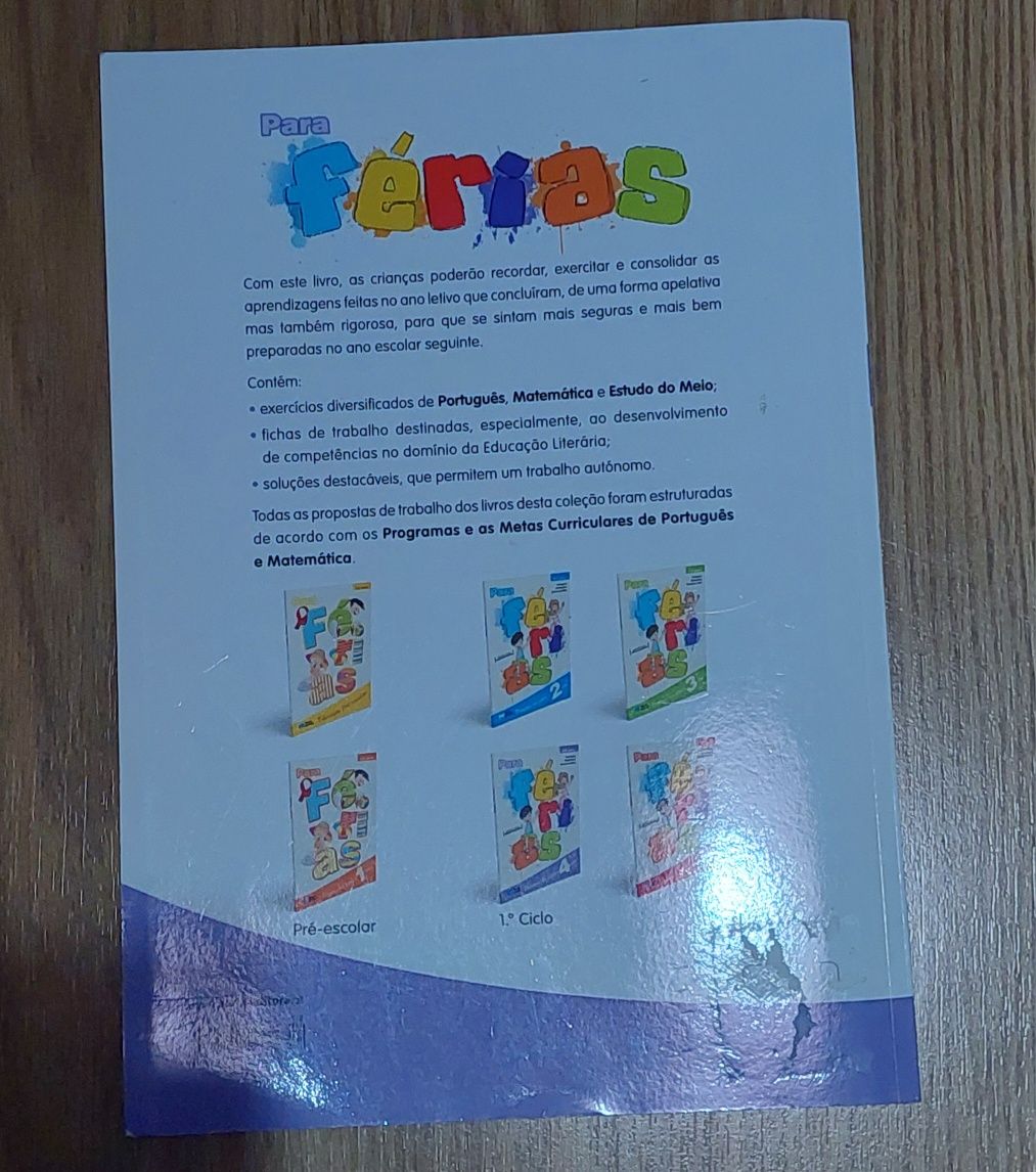 Livro de fichas de preparação para o 4° Ano