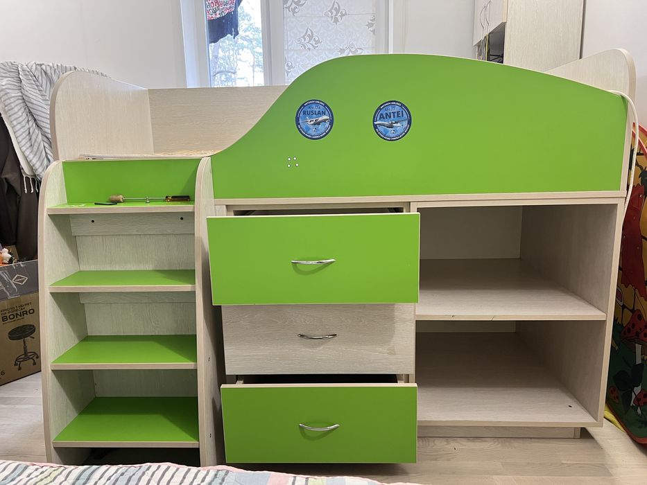 Ліжко чердак дитяче від 2-х до 7-9 років в гарному стані
