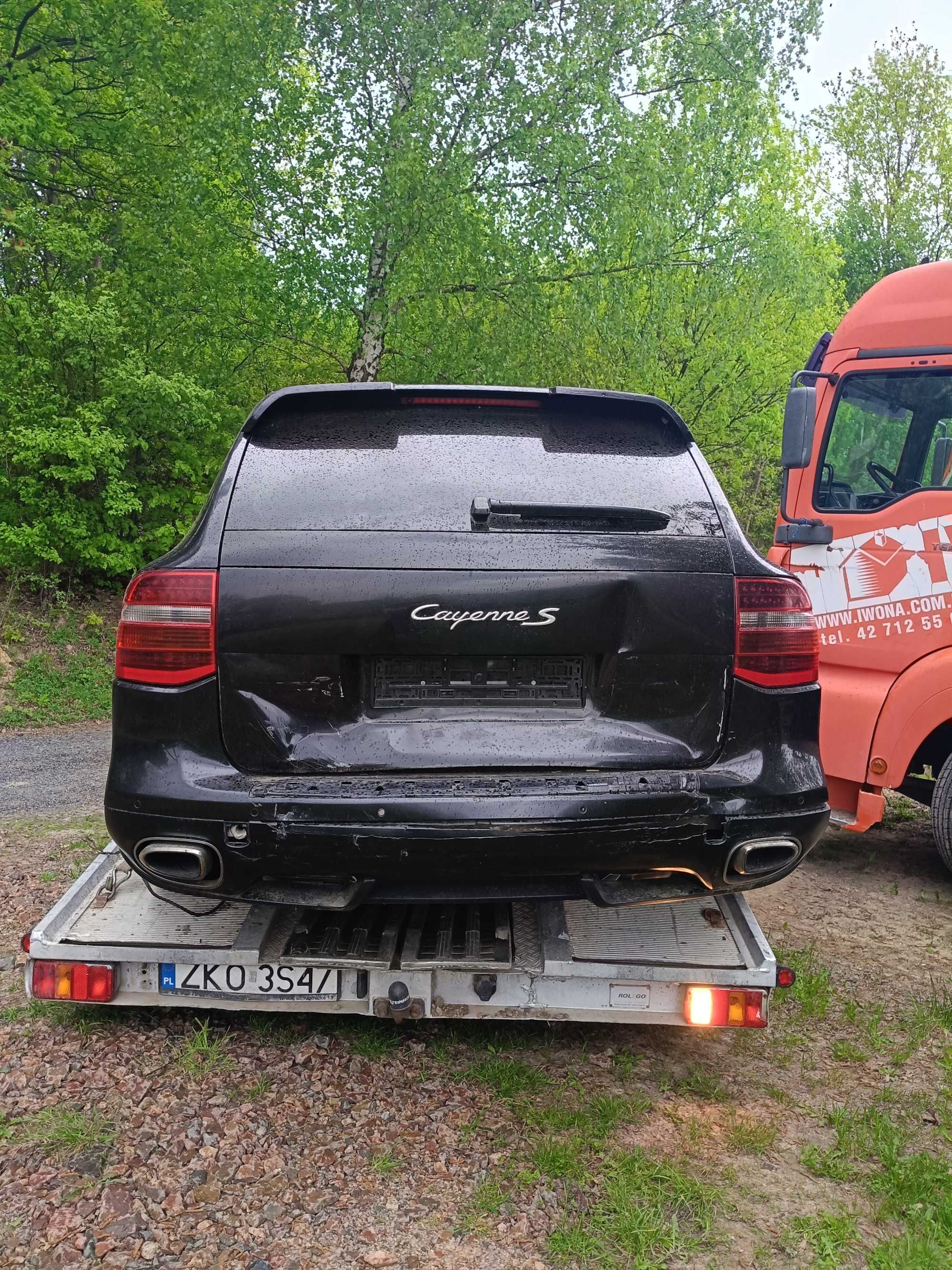 Porsche cayenne lift 4,8 2007r uszkodzone części lampa skrzynia i inne