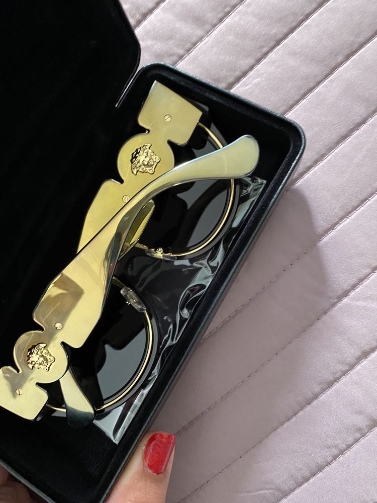 Oculos Versace novo nunca usado!