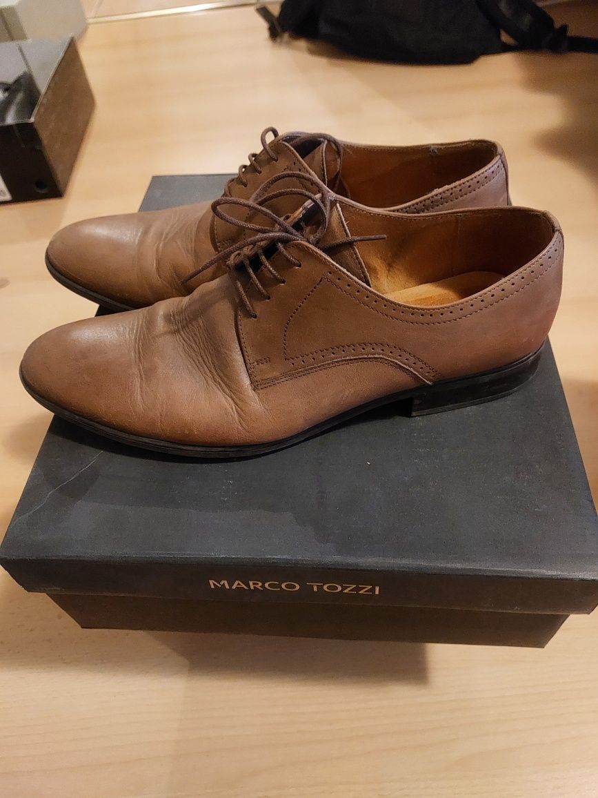 Buty garniturowe marco tozzi