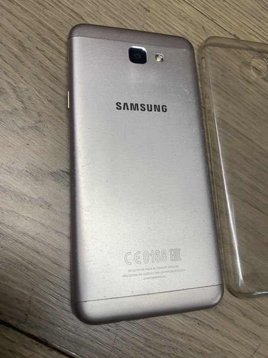 Телефон Samsung G570f
