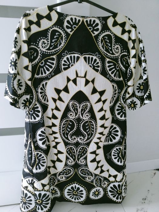 Кардіган, плащ, піджак