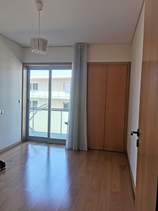 Alugo T3 em Rio Covo Santa Eugénia