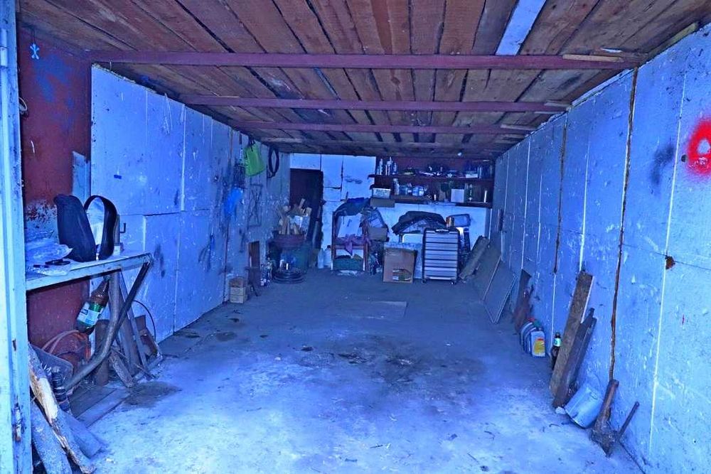 Продам гараж з погребом