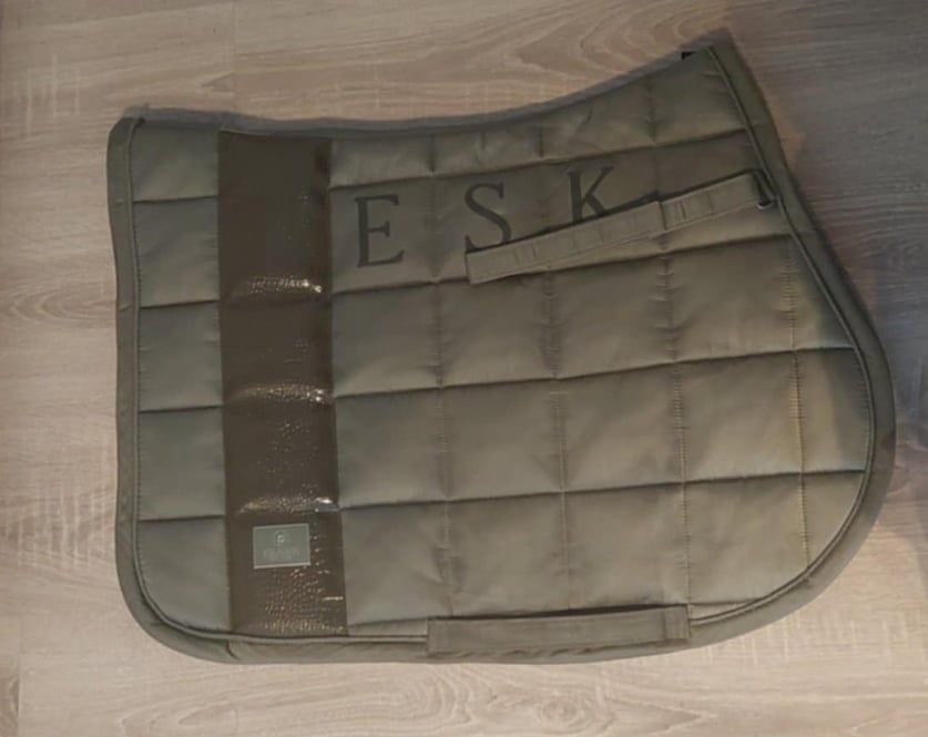 Czaprak Eskadron VS