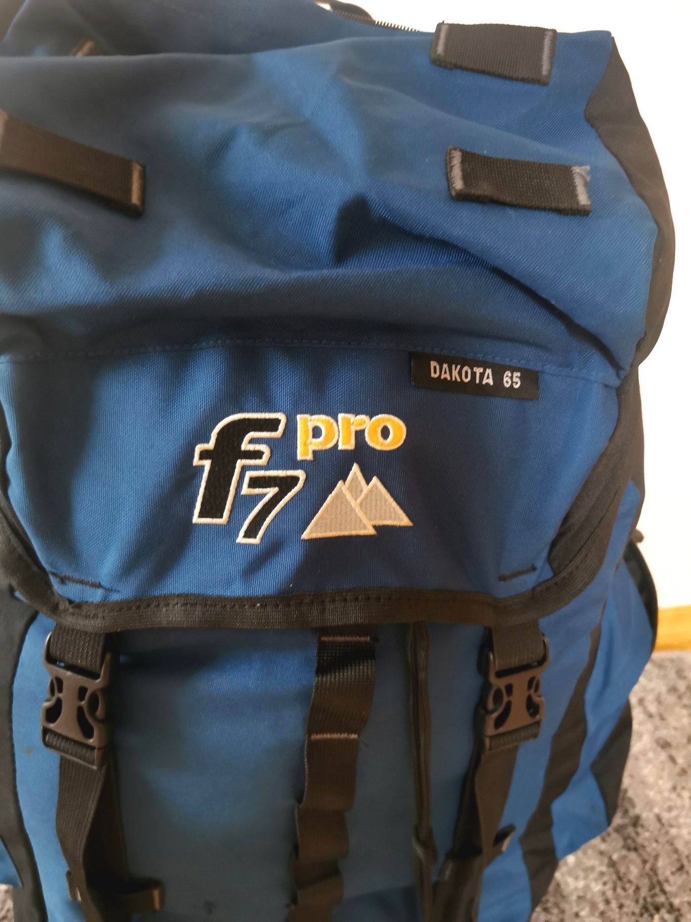 Plecak turystyczny górski F7 Pro Dakota 65l