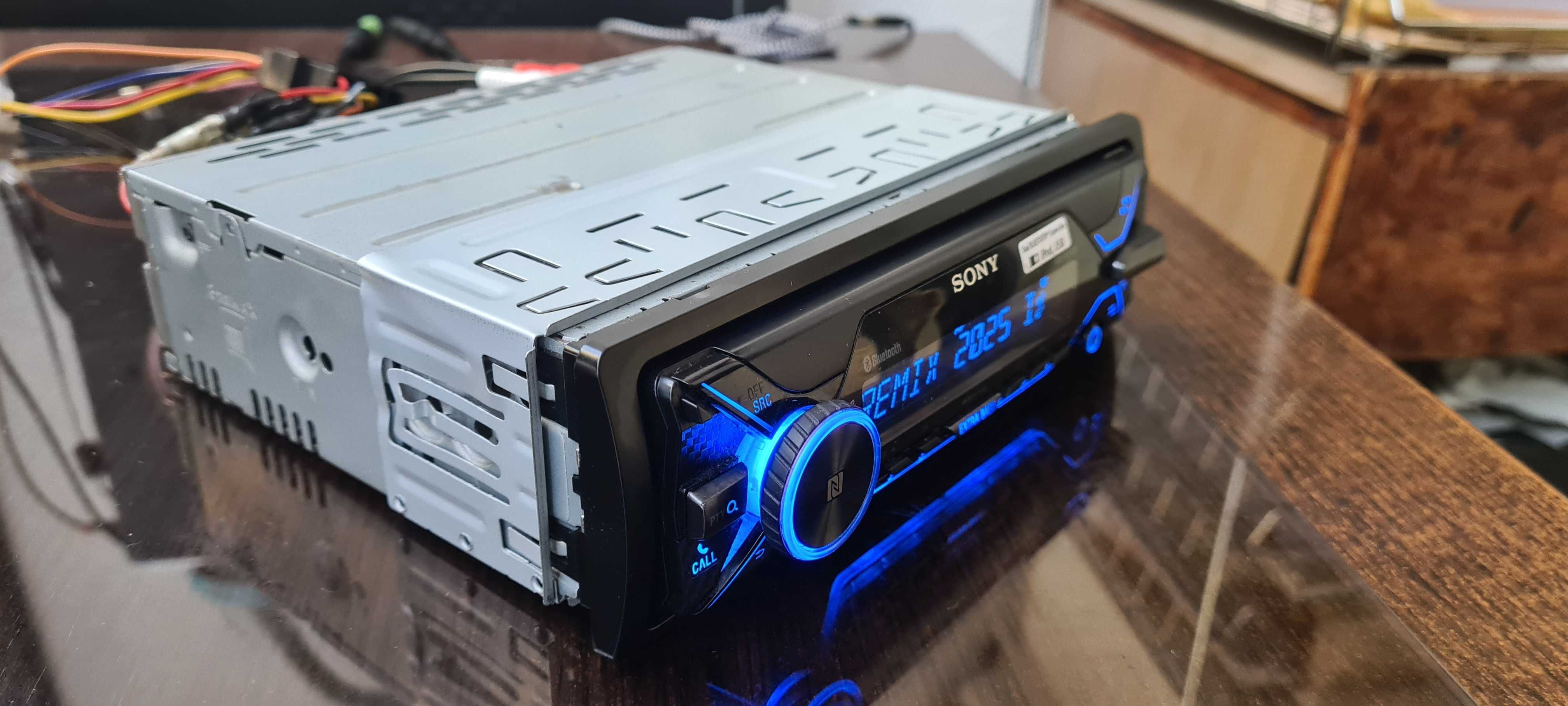 Auto radio auto Sony DSX-A416BT com Bluetooth