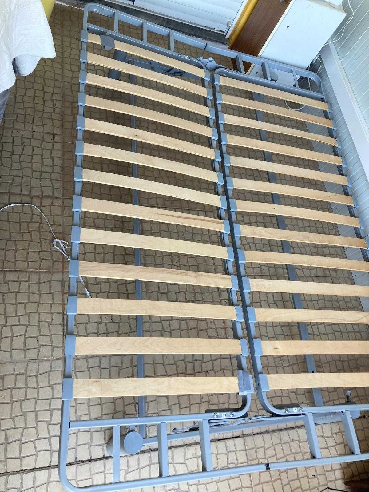 Sofá cama como novo,só não tenho o forro do colchão.