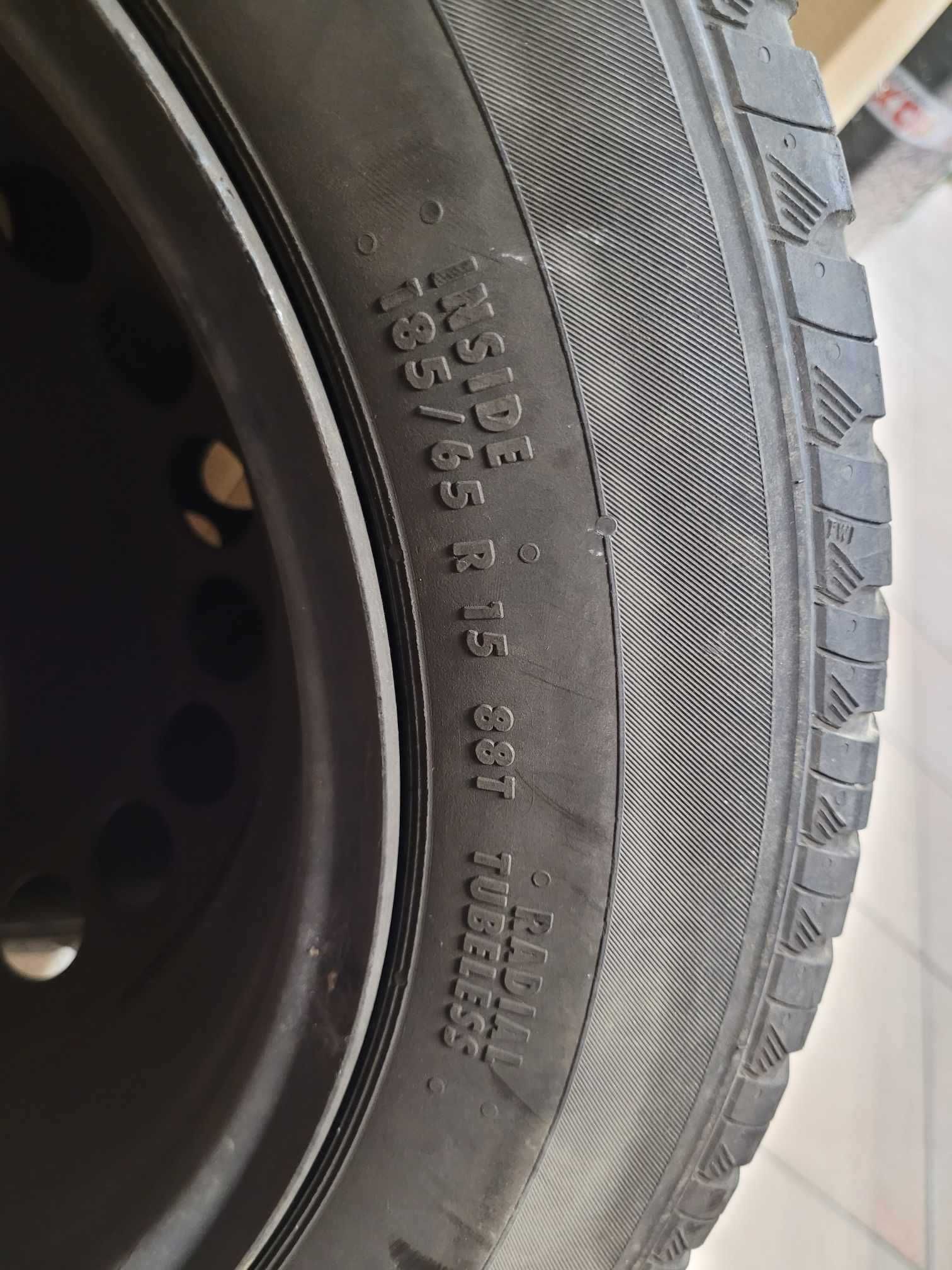 sprzedam opony letnie 15 cali CONTINENTAL 185/65R15 88T