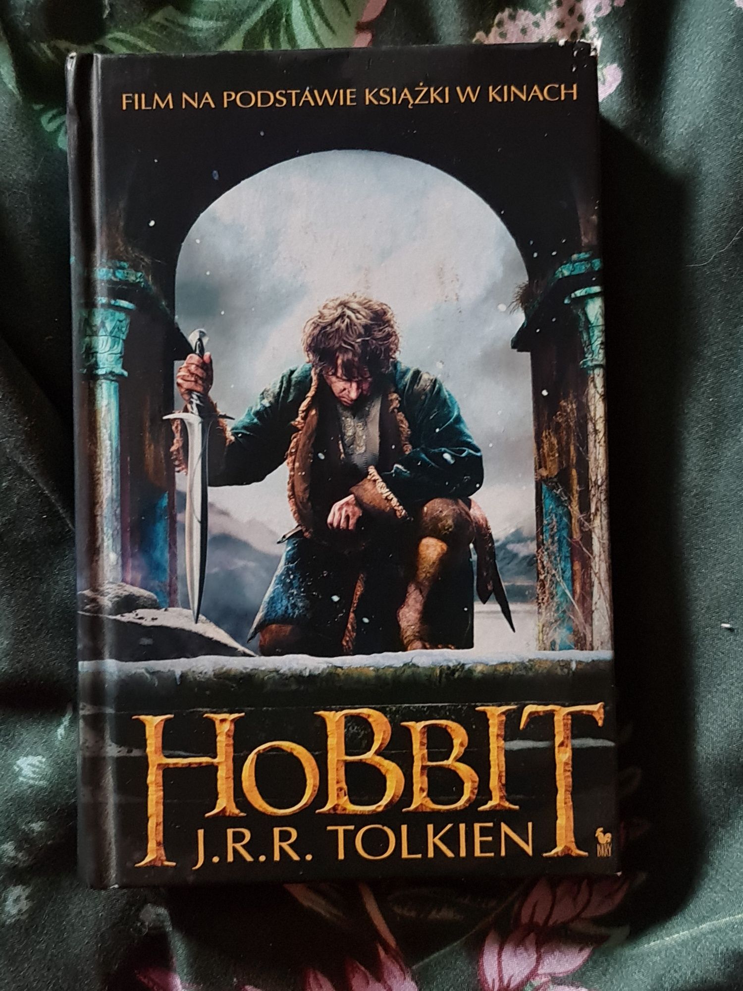 Książka "Hobbit" J.R.R. Tolkien + zakładka Thorin