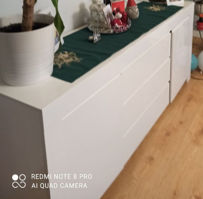 Komoda biały polysk