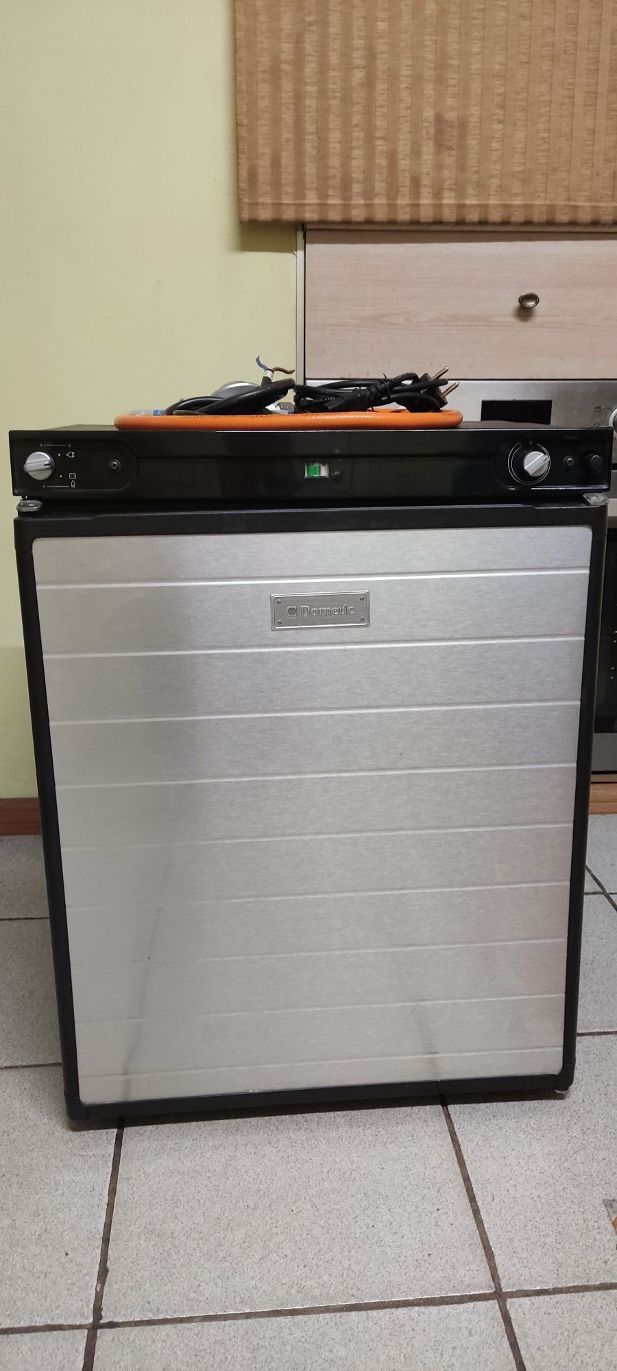 Автохолодильник електро газовый Dometic CombiCool RF 60