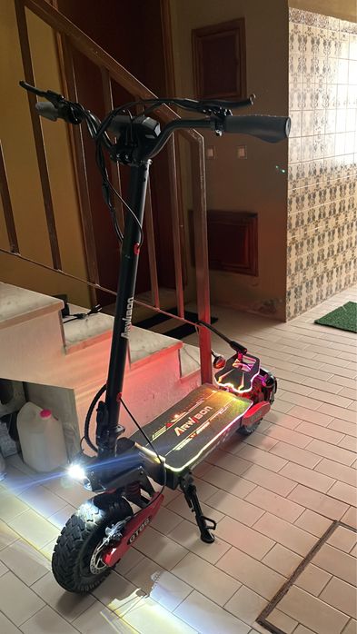 Trotinete elétrica Arwibon 2400 W Dual Motor – 52 V 23.4 Ah
