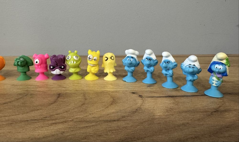 Figurki  Stikeez