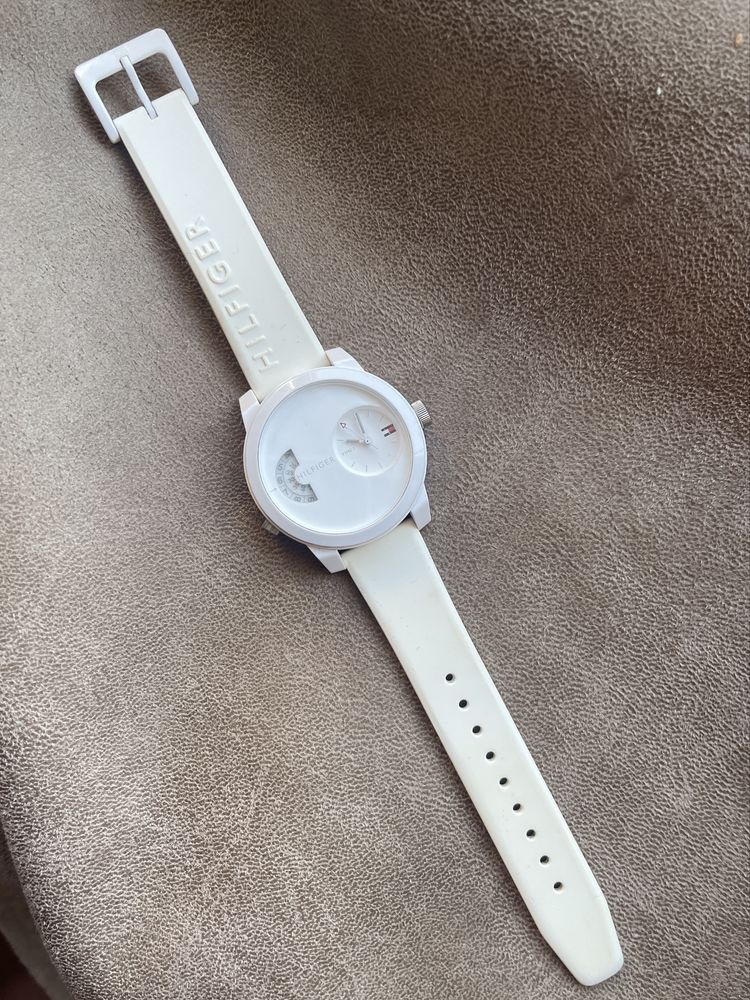 Годинник Tommy Hilfiger