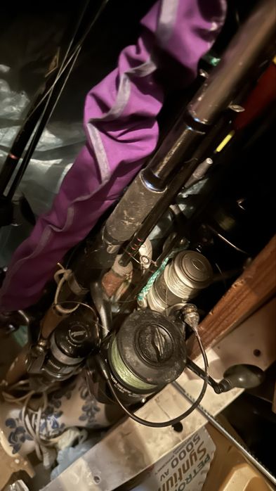 Sprzęt wedkarski wędki przynęty haczyki