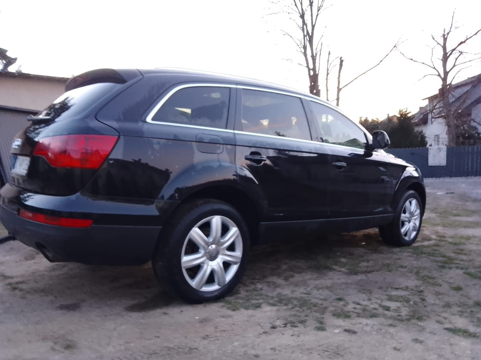 Audi Q7 3.0tdi stan bdb 7 osób automat 2006rok .