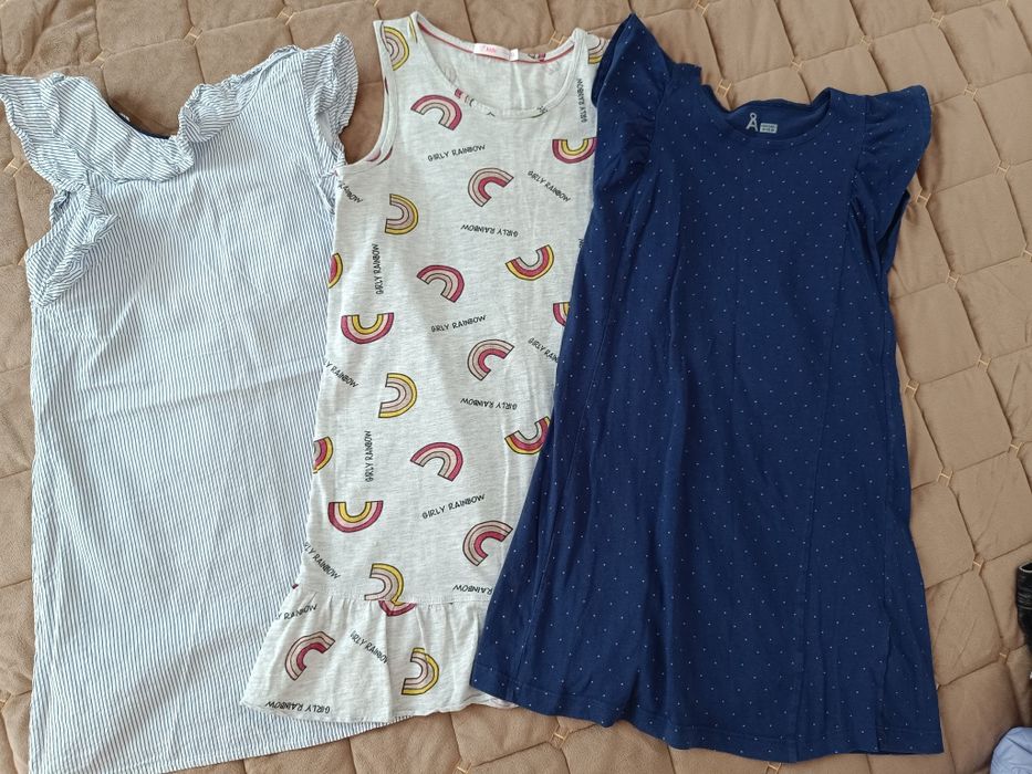 Дитячі гарні сукні