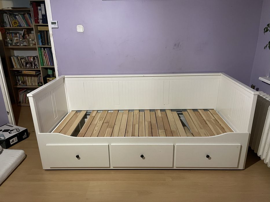 Ikea Hemnes Łóżko rozkładane z trzema szufladami białe