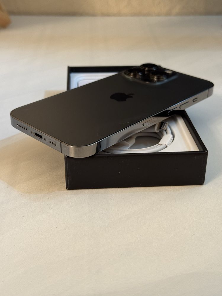Iphone 13 pro 256 gb в ідеальному стані