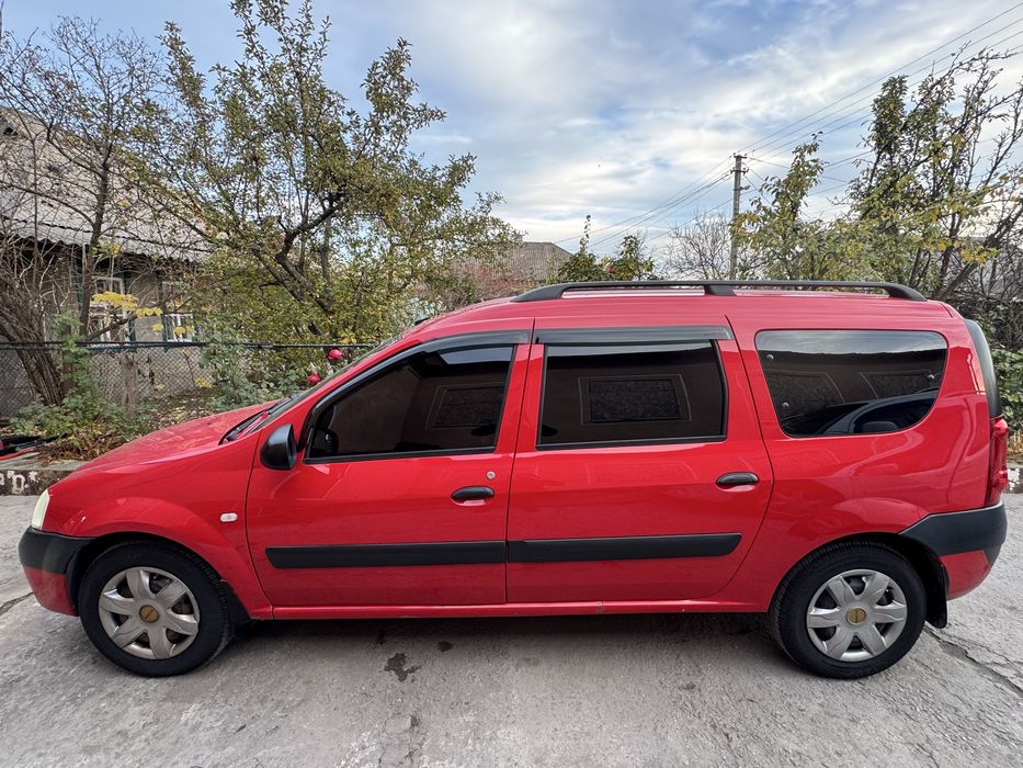 Продаю дачу логан 7 мест  дизель 1.5 к9к 2008 года