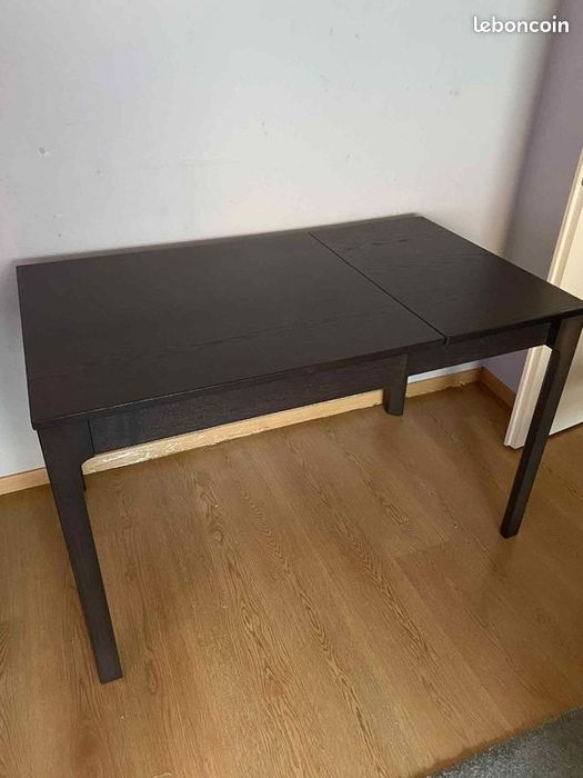 Mesa de jantar extensível