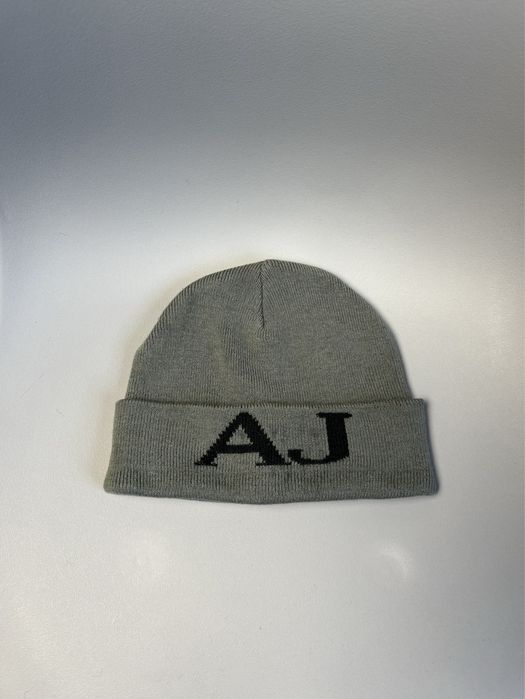 Винтажная шапка Armani Jeans мужская (оригинал)