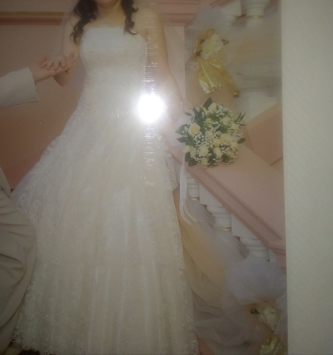 Весільна сукня з жилеткою