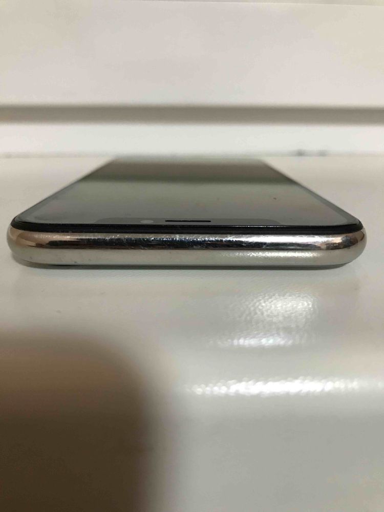 Продам IPhone X 64gb