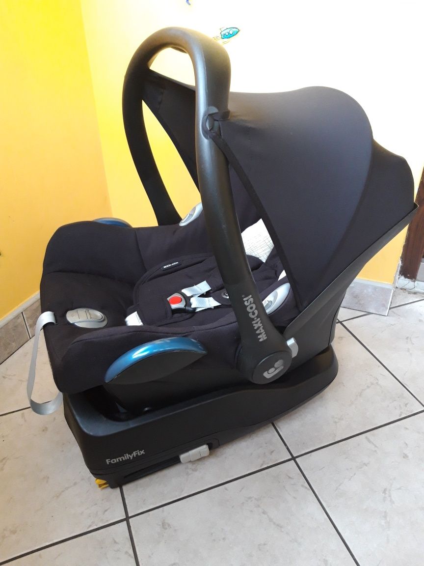 Fotelik samochodowy Maxi Cosi Cabriofix z bazą Familyfix 0-13 kg,