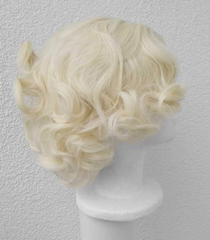 Krótka blond Marilyn Monroe lokowana peruka z przedziałkiem cosplay
