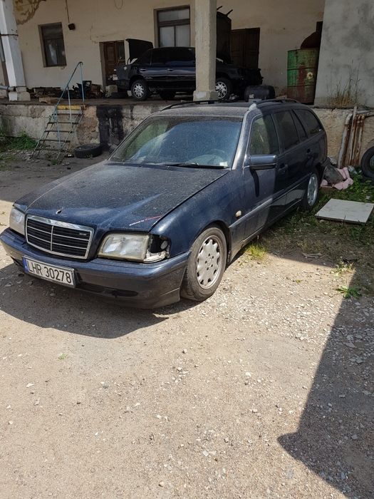 Mercedes W202 C200 2002г m111