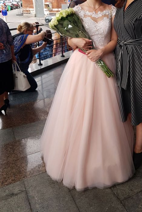 Сукня на випускний, вечірня сукня