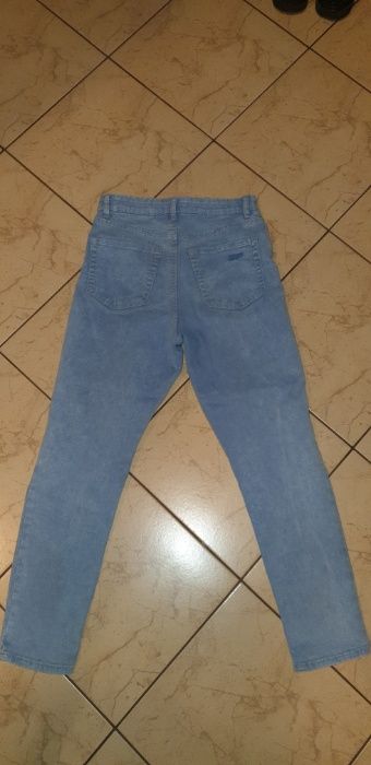 Spodnie Jeansowe H&M z dziurami rozm. 146