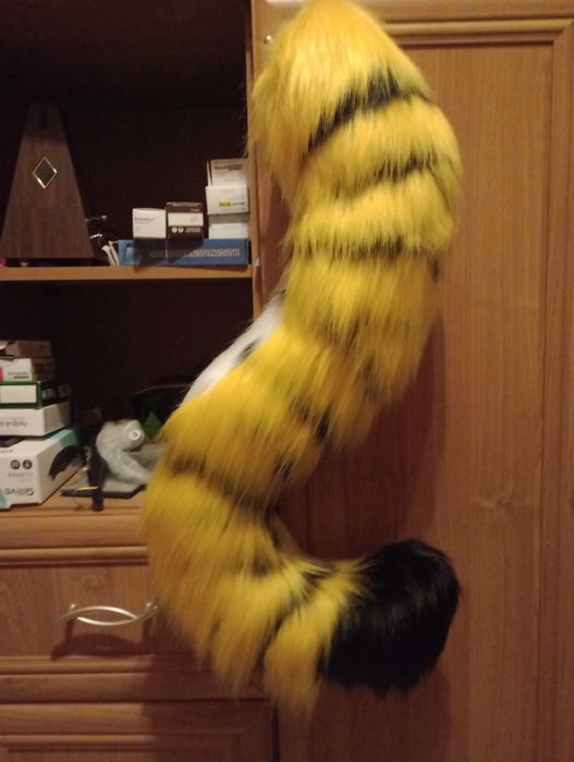 Furry fursuit ogon tail tygrys tiger żółty yellow