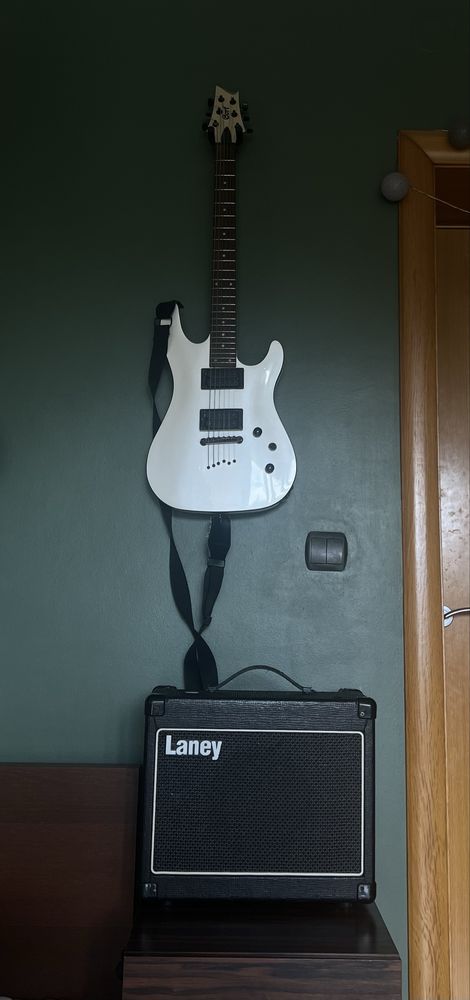 Gitara cort katana KX5 elektryczna biała plus wzmacniacz Laney LG20R