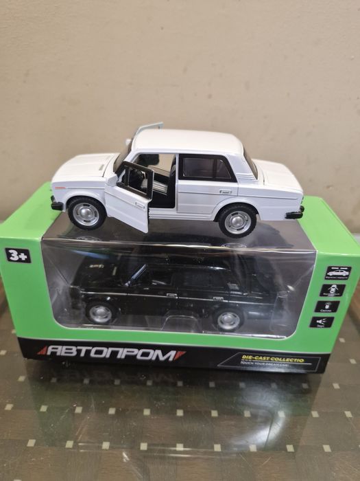 Металева модель Жигулі Lada 2106, 1:32, Автопром, світло звук біла