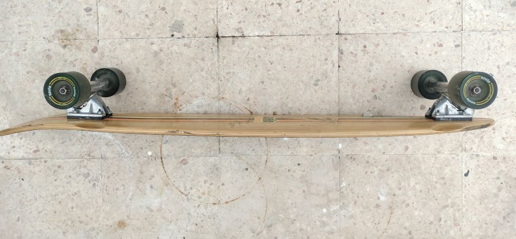 Longboard Oxelo usada