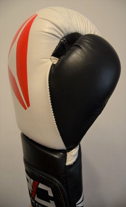 Боксерские тренировочные перчатки Reebok