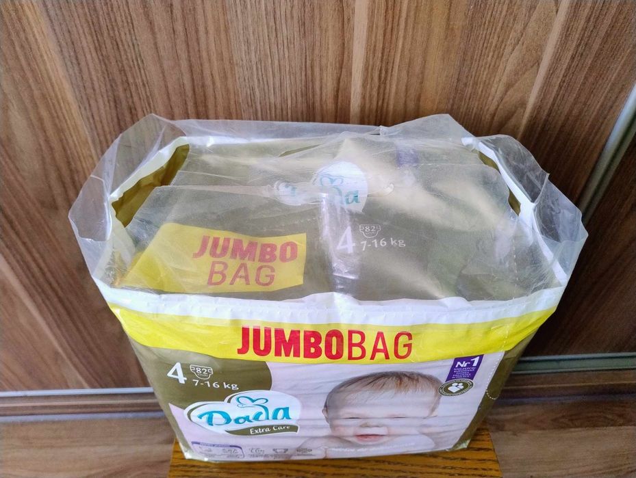 Pampersy 2 opakowania Dada 4 jumbobag