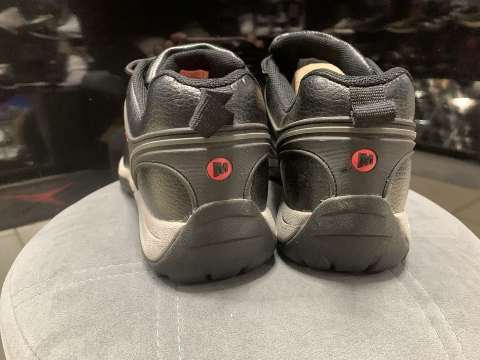 чоловічі кросівки Merrell