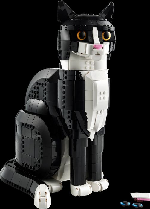 LEGO Ideas 21349 Tuxedo Cat