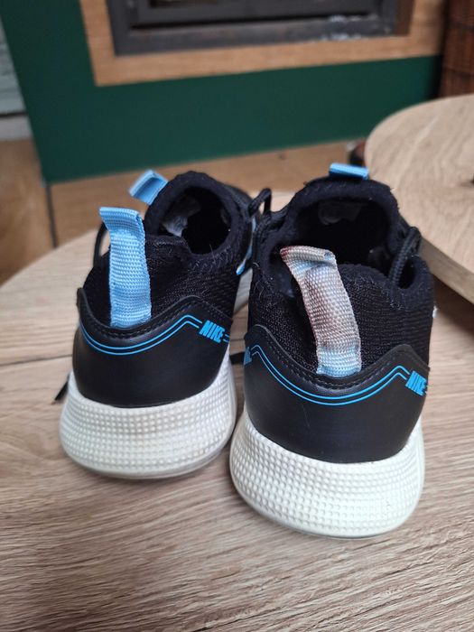 Buty sportowe  40
