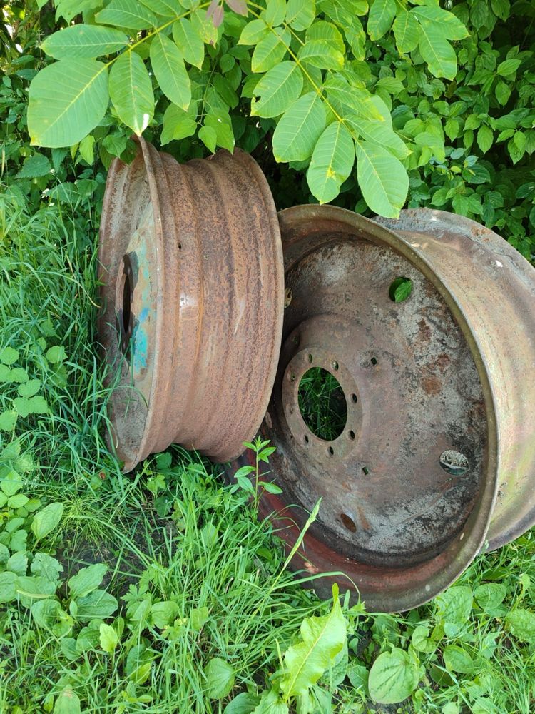 Шини диски колеса для трактора т-40