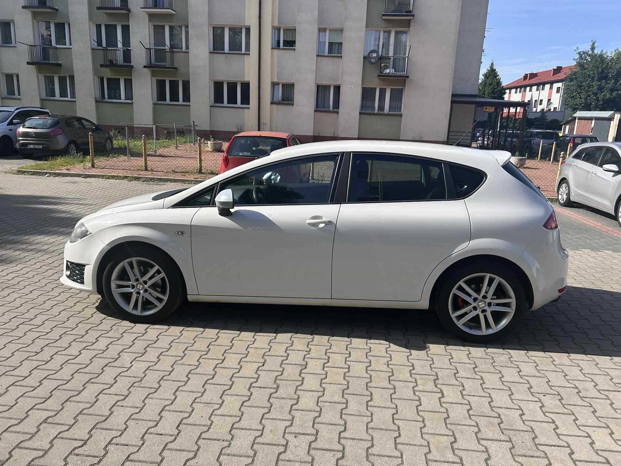 SEAT LEON II FR 1.8 TSI | Bogate wyposażenie | 2012 | Biały | Zadbany
