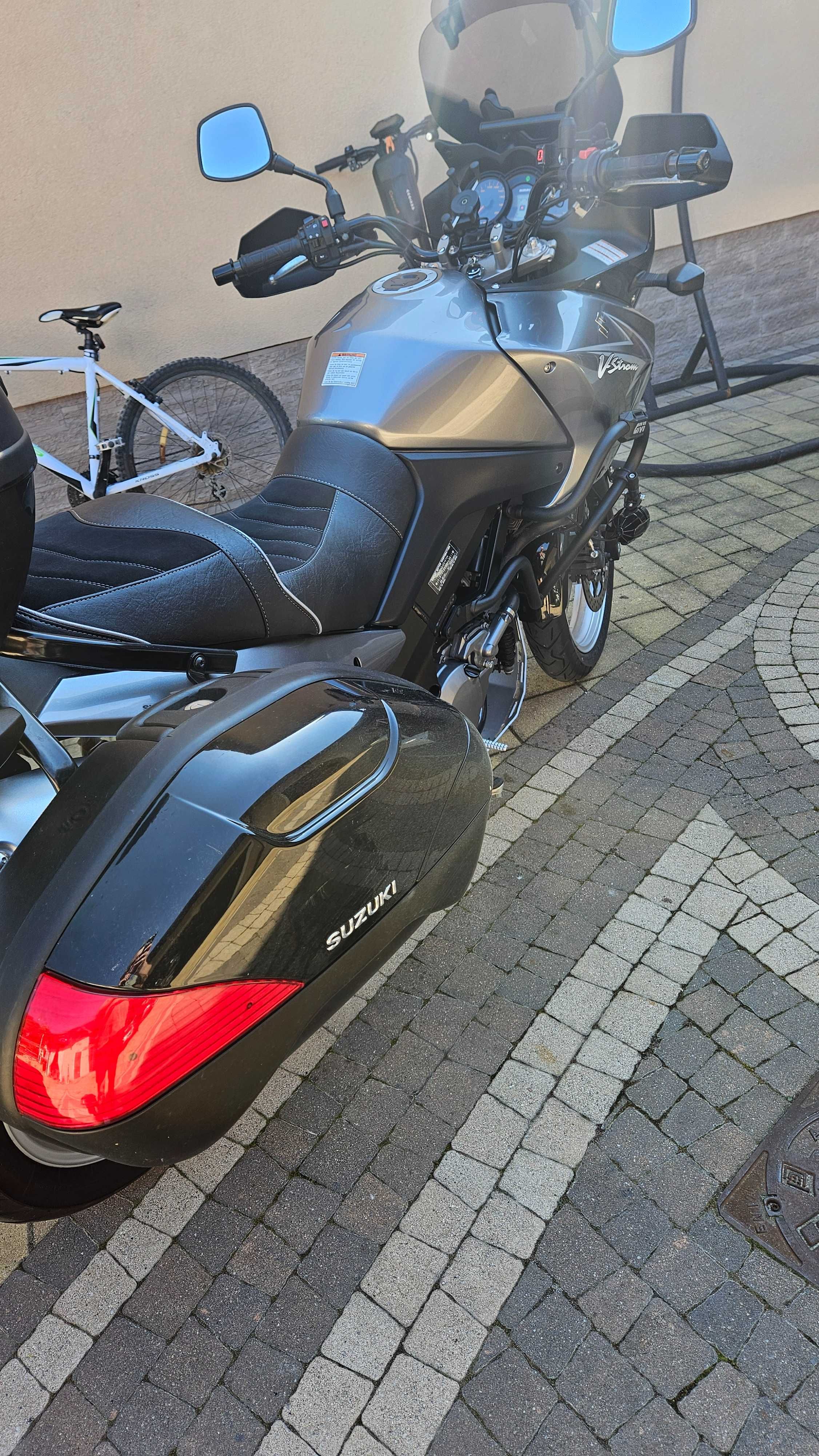 V-strom DL 650 - 2009r ABS