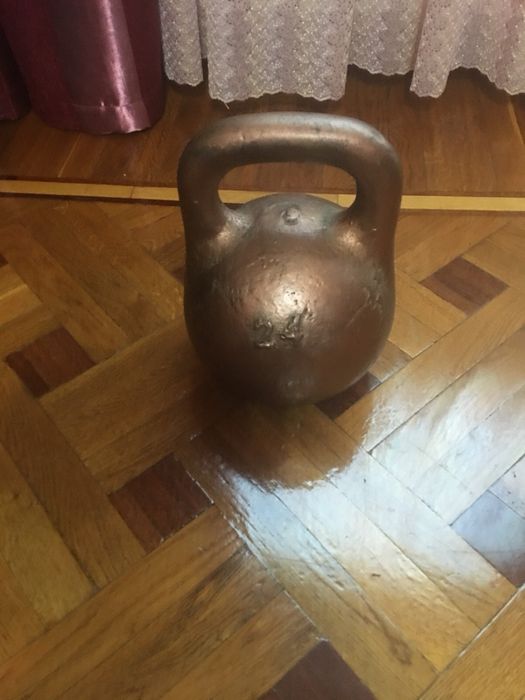 Продам гирю 24 кг